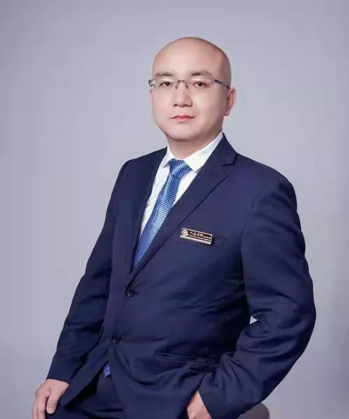 关怀顾问
